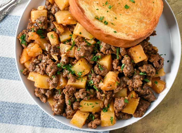 بهترین طرز تهیه تاس کباب با گوشت چرخ کرده و سیب زمینی